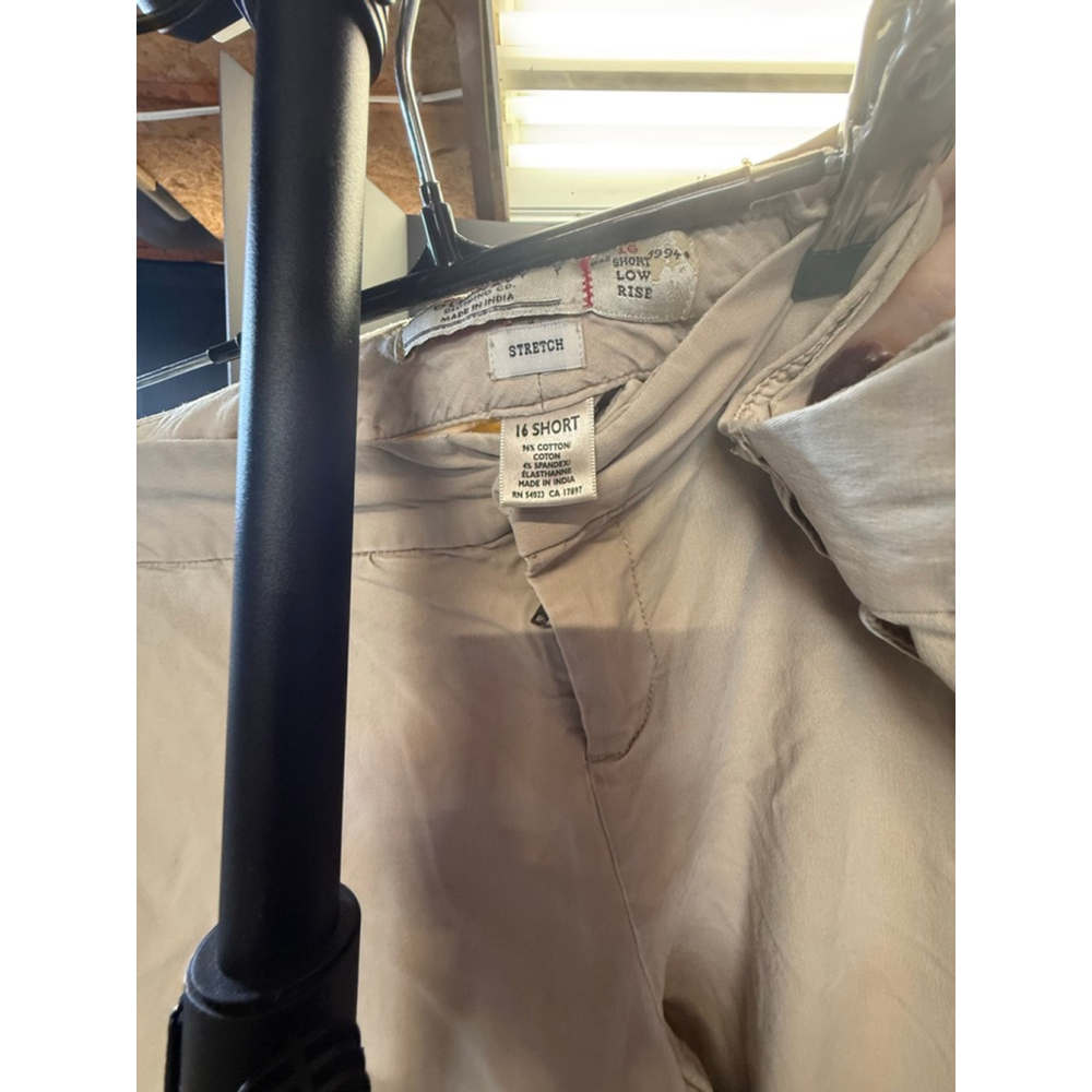 Women's Old Navy Plus 16 Beige Straight Leg Chino Pants - Picture 5 of 6